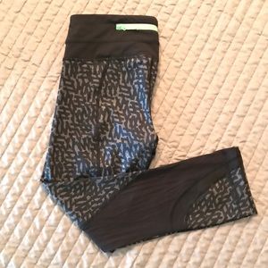 Luluelemon Athletica Crop Workout Pants