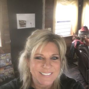 Meet your Posher, Renee