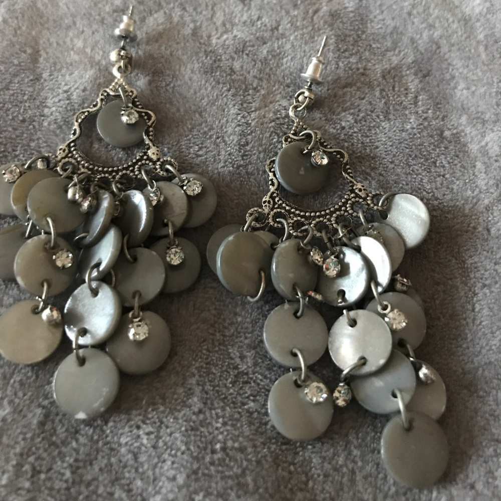 Gorgeous gray circle bling dangle earrings