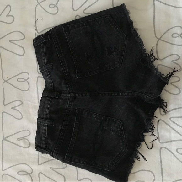A&F high waisted shorts. - Picture 2 of 3