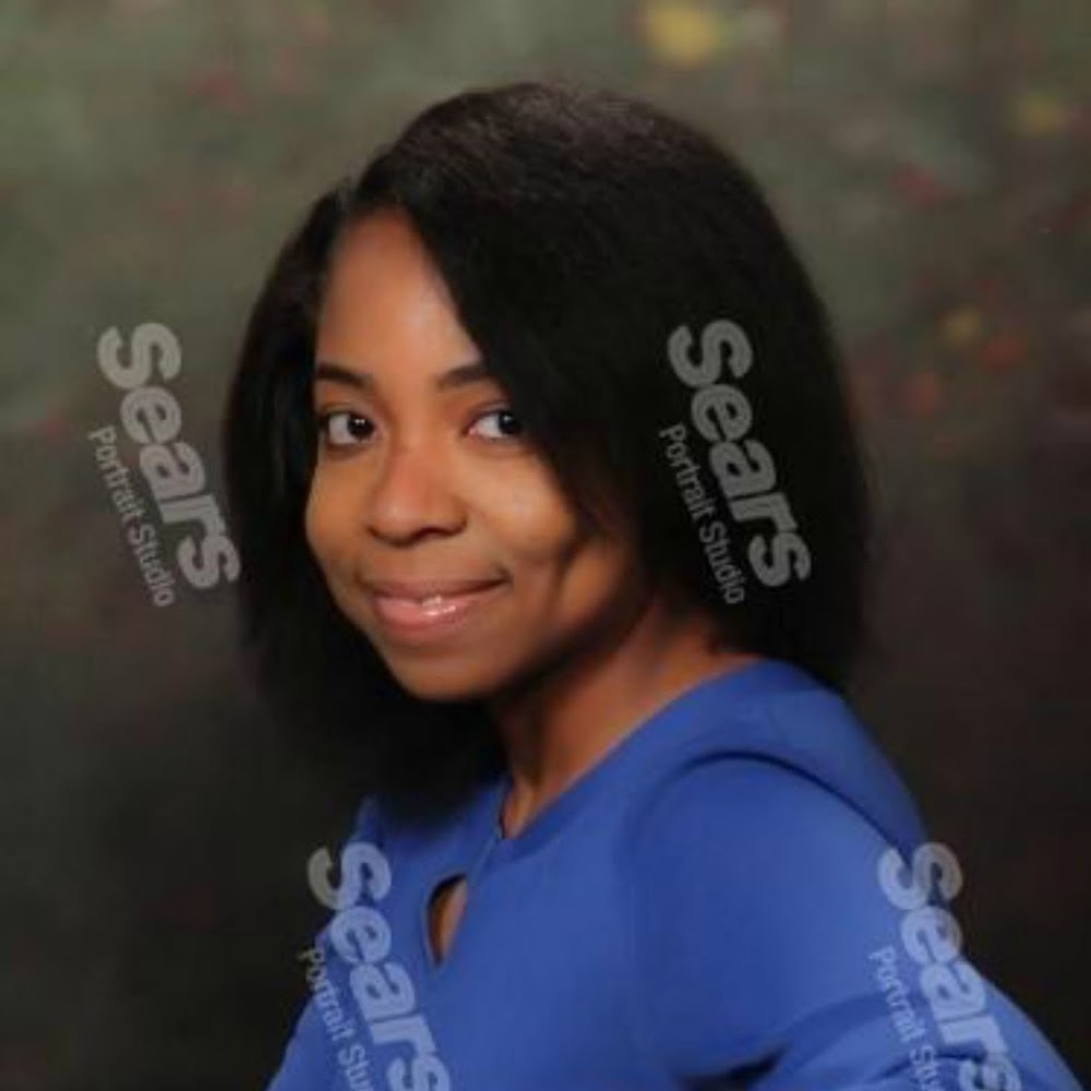 Meet your Posher, Daphney