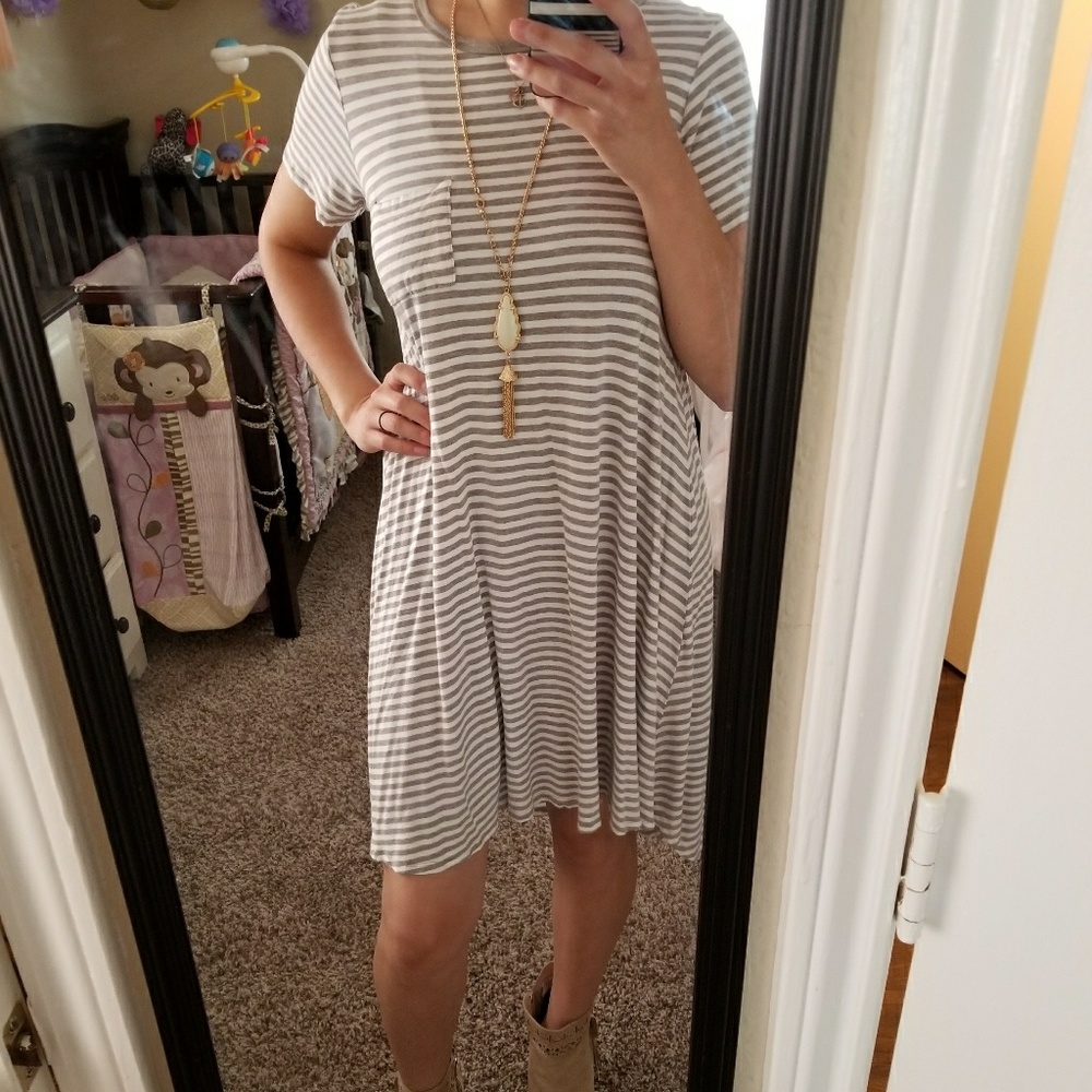 Grey and white striped lularoe carly