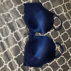 Victoria Secret gorgeous navy bra