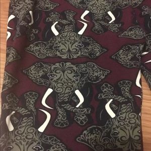 Lularoe OS mosaic elephant leggings