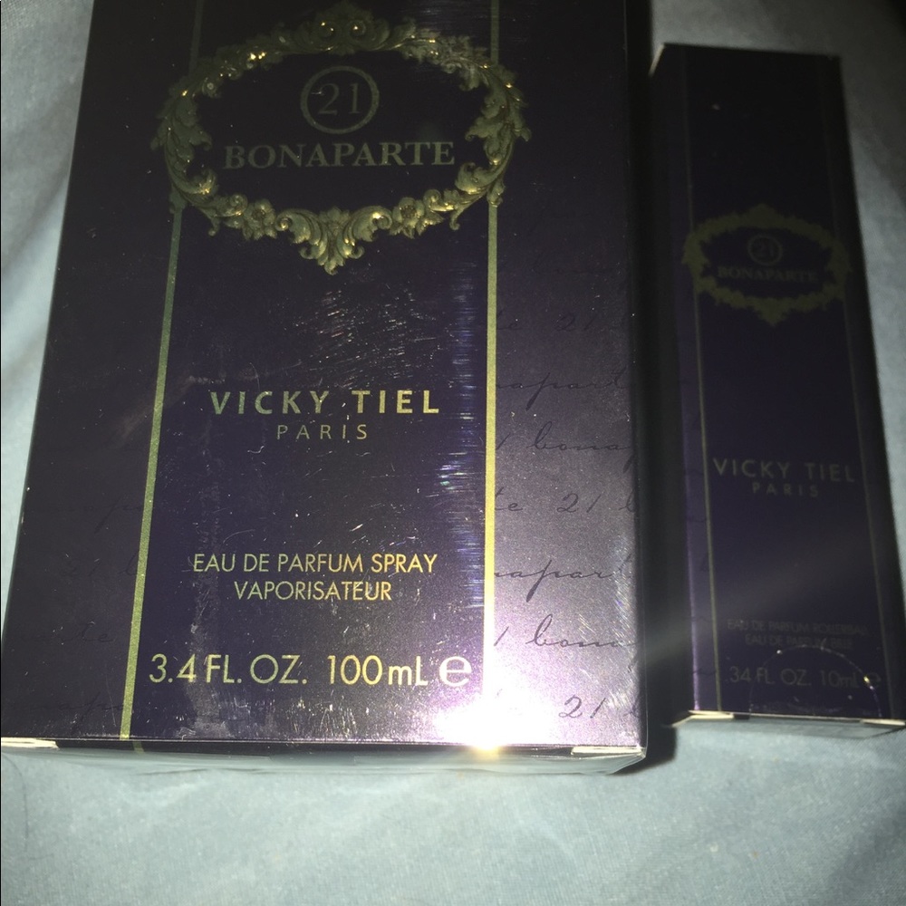 SOLD!! Vicky Tiel "21 Bonaparte" Eau de Parfum DUO