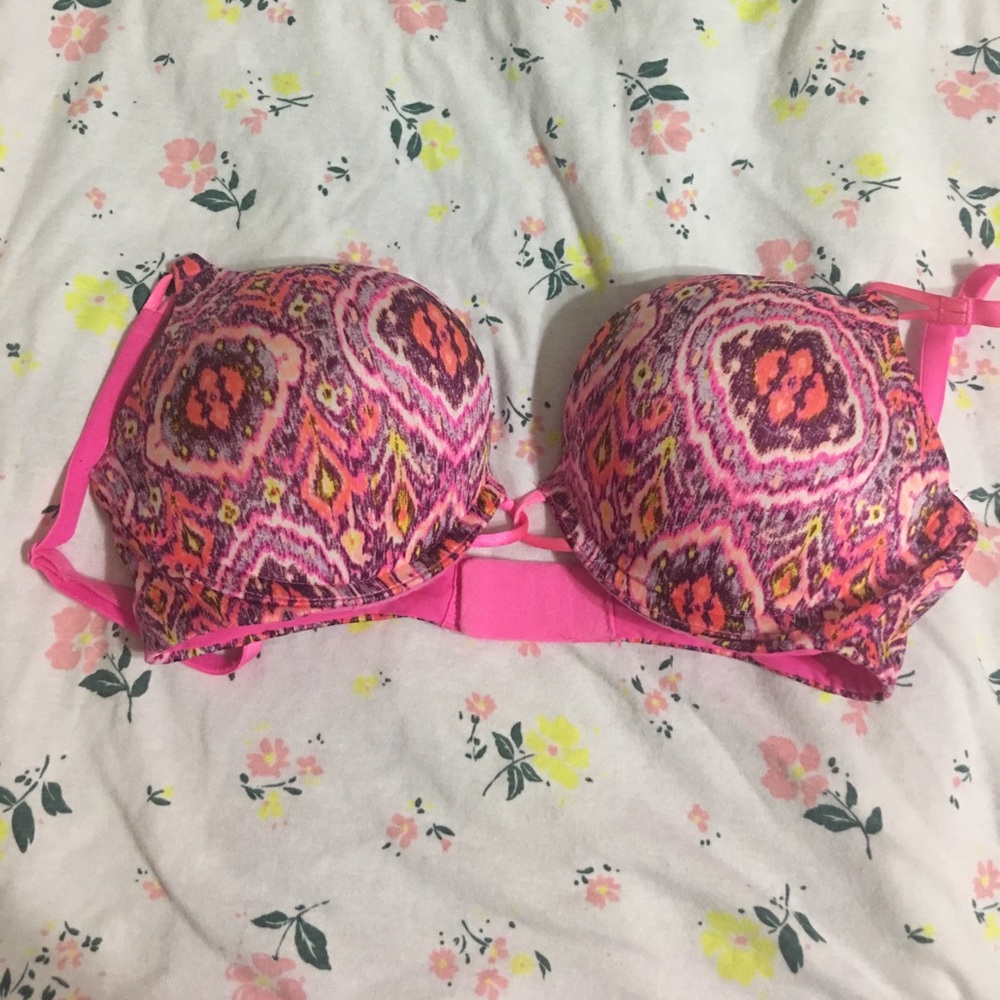 Victoria secret bombshell bra
