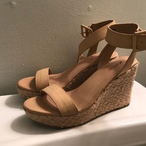 Womens ankle strap wedges