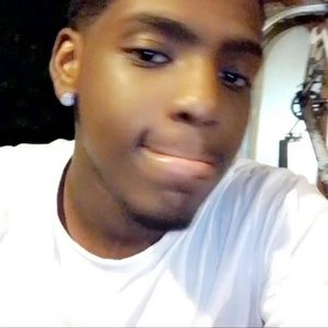 Meet your Posher, Jahari