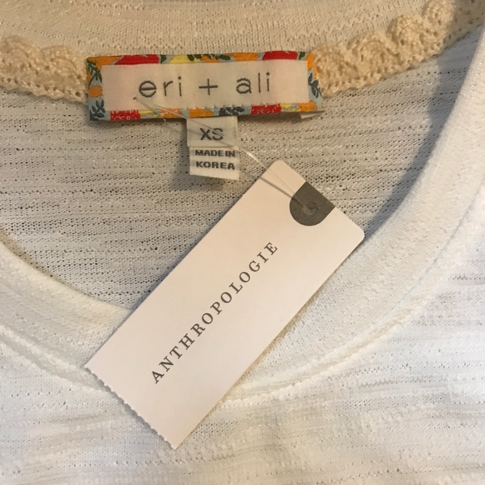 βοΈSALEβοΈAnthropologie Eri + Ali Flutter Sleeve Top - Picture 6 of 7