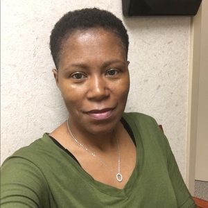 Meet your Posher, Nakeia