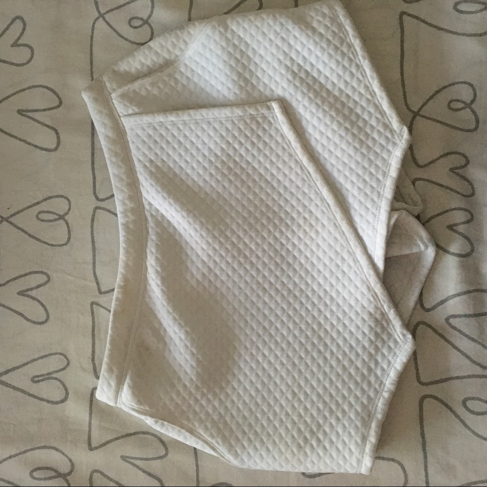 A&F skort.