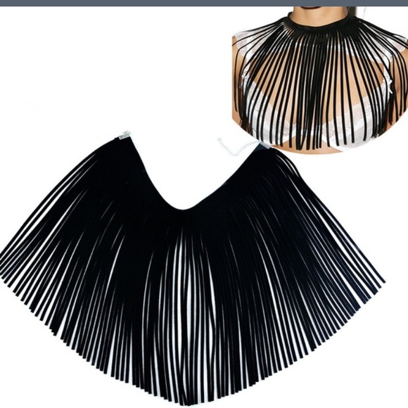 🎀HP 10-11 🎀 Sexy and chic high fashion trend PU leather Jumbo tassel choker - Picture 7 of 7