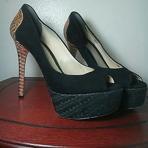 B Brian Atwood heels