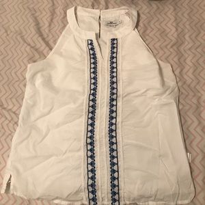 Vineyard Vines Embroidery Top