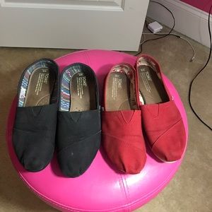 BUNDLE DEAL‼️‼️ Toms Slip-Ons ✨