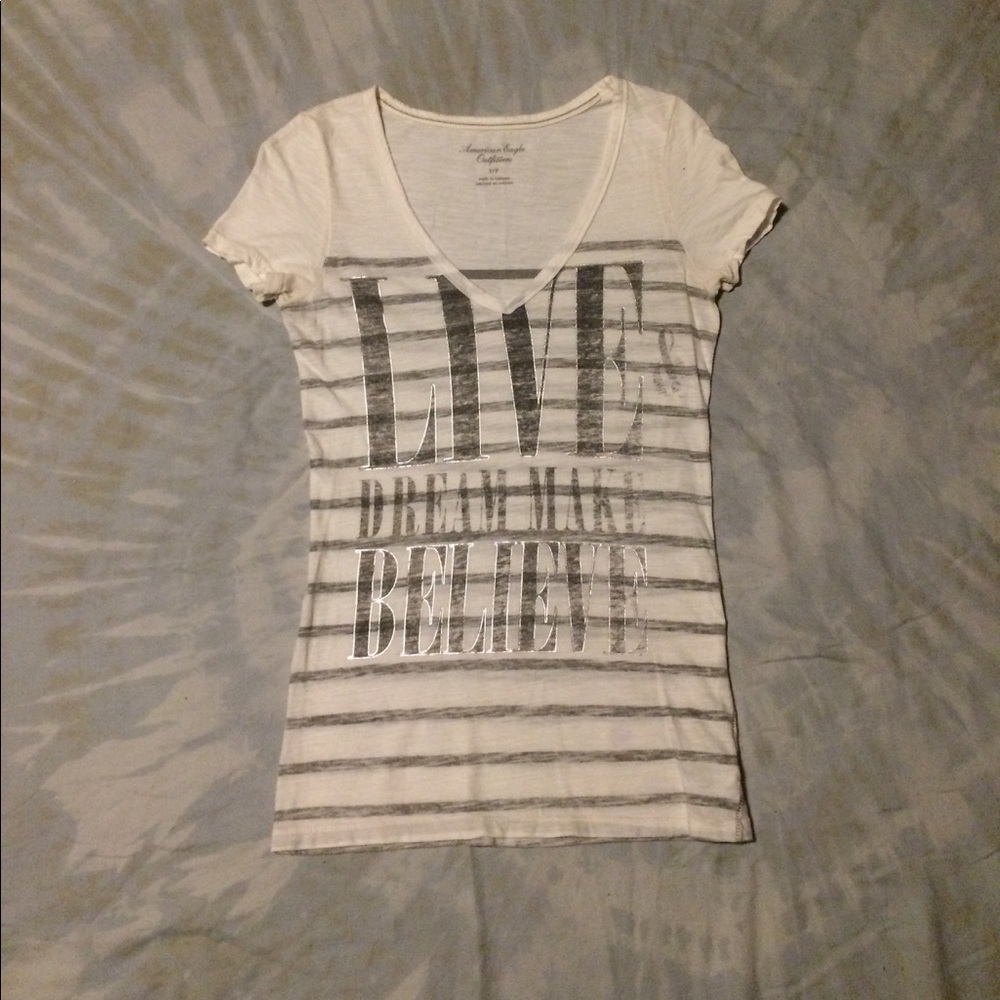 American Eagle V-Neck T-Shirt