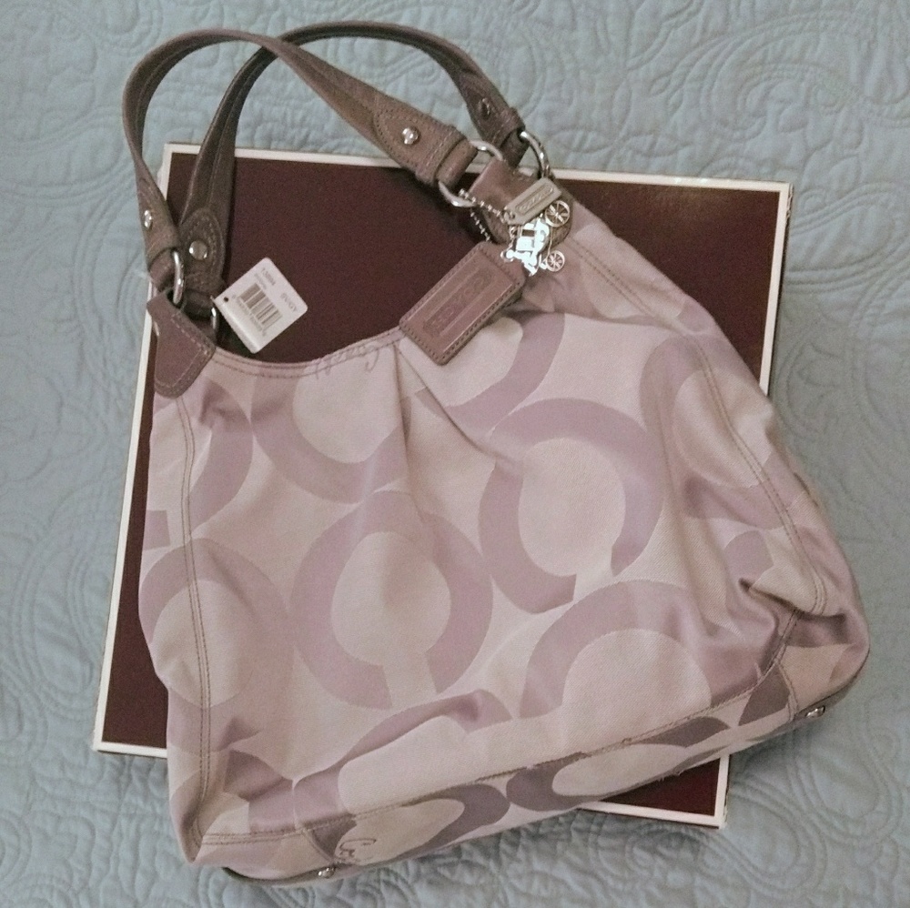 NWT Coach Op Art Maggie Large Purse with Dust bag