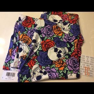 Lularoe size TC BNWT Halloween skull leggings