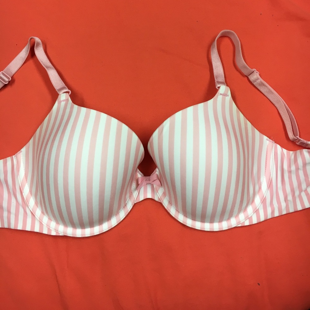 Victoria's Secret T-shirt Bra Demi sz.32DD