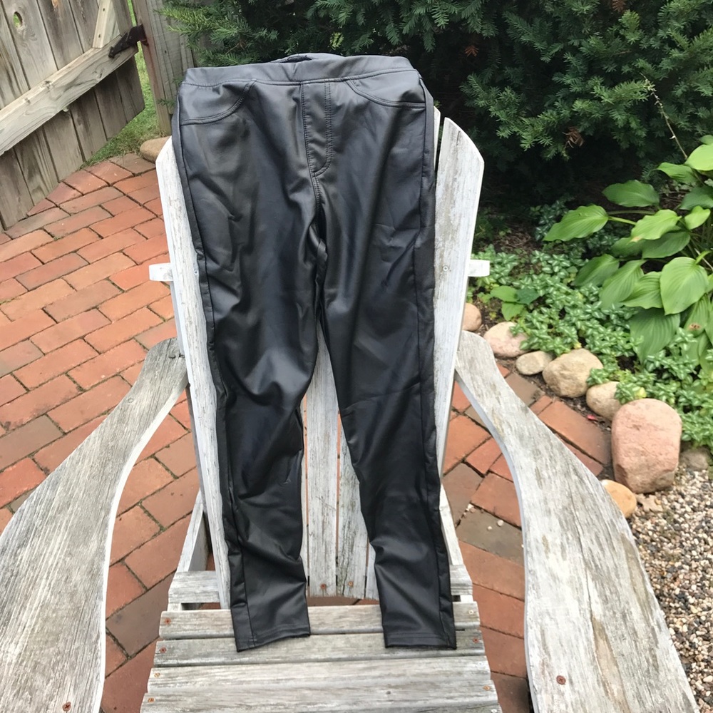 Xhileration black faux leather leggings