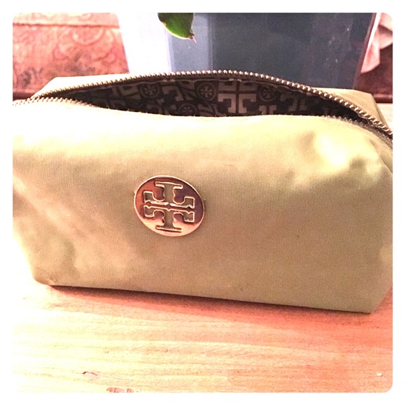 Tory Burch Accessories - Tory Burch Cosmetic Case