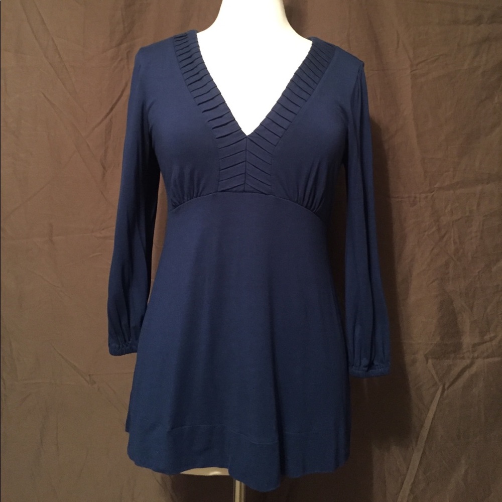 V-Neck 3/4 Sleeve Tee