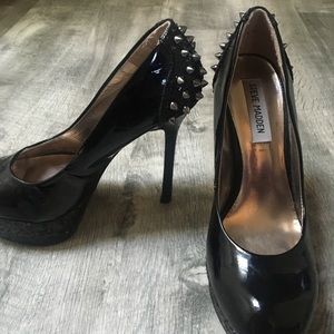 Steve Madden pumps
