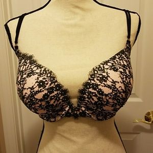 VS Very Sexy Push-up  Size 34DDD