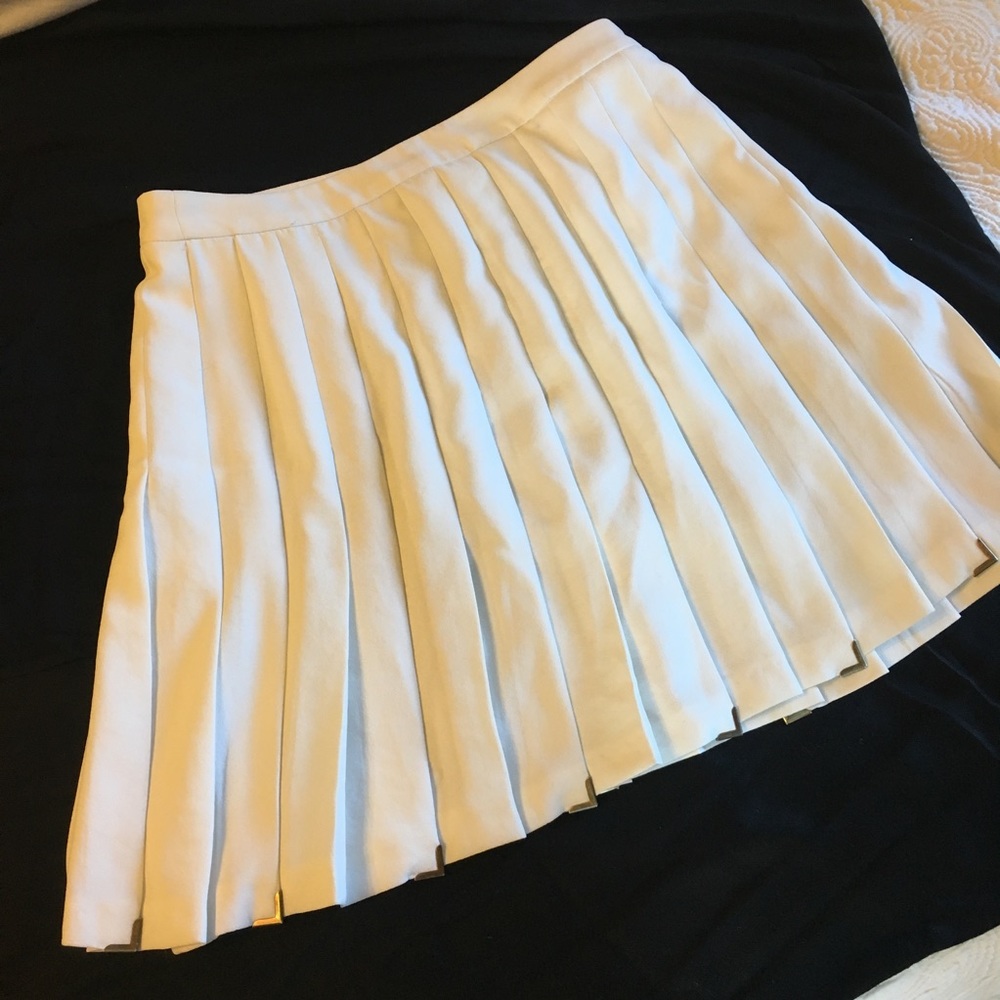 Zara White Pleated Skirt