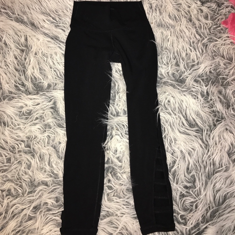 cut out leggings.