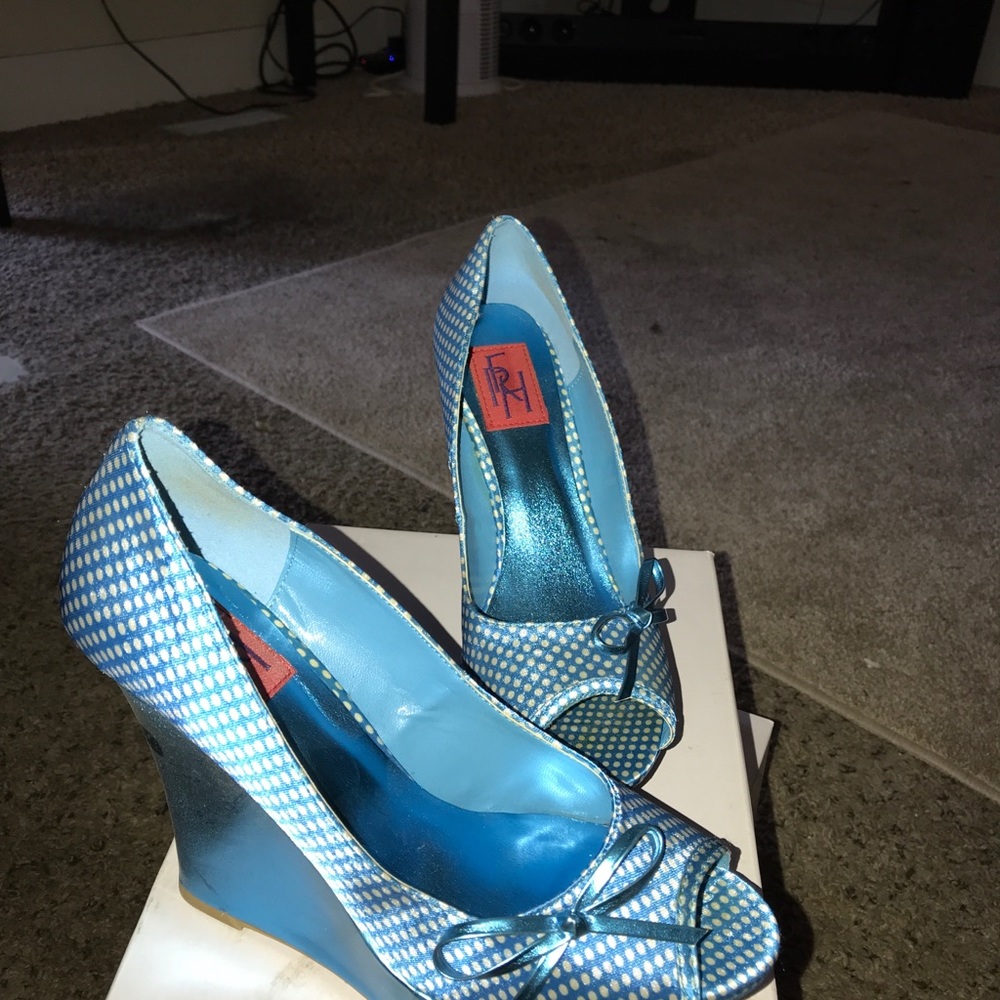 Blue polka dot wedges