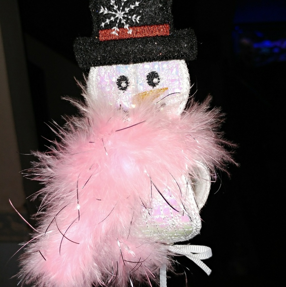 3D Embroided Snowman Ornament with Bath Bomb