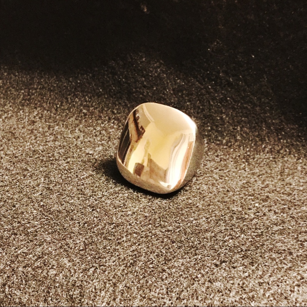 Sz 6 stainless steal silver ring