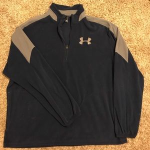 Like new Under Armour 1/2 zip pull over.