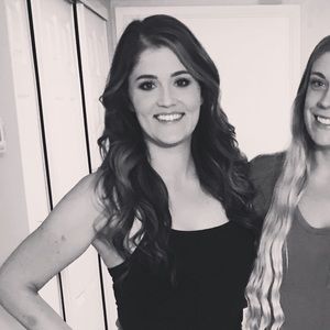 Meet your Posher, Leslie