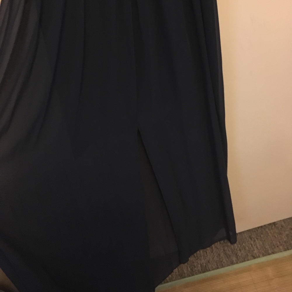 Bcbg flowy dress - Picture 3 of 6