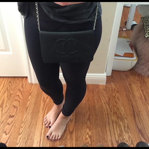 SOLD!!!!! Chanel caviar timeless wallet on chain - Picture 7 of 8