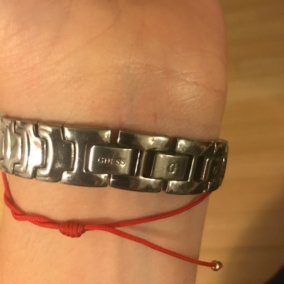 GUESS watch - Picture 2 of 3