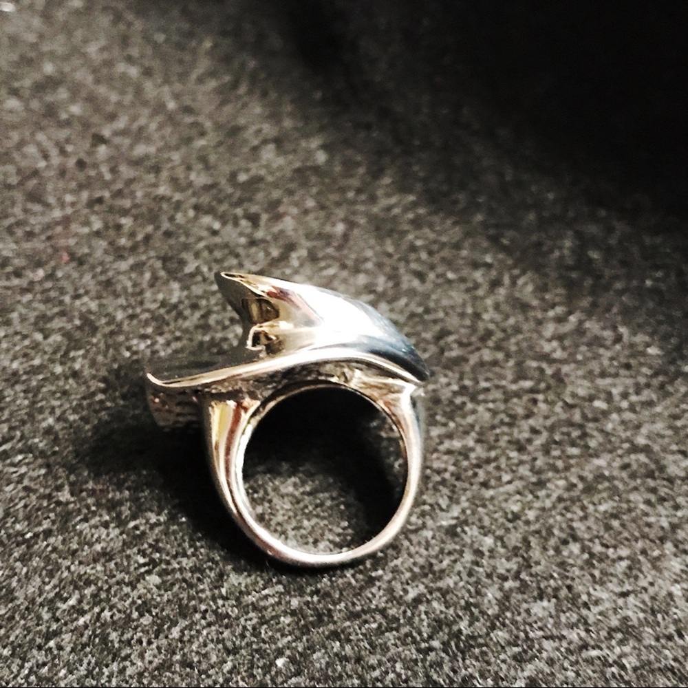 Stainless steal  flower ring - Picture 5 of 6