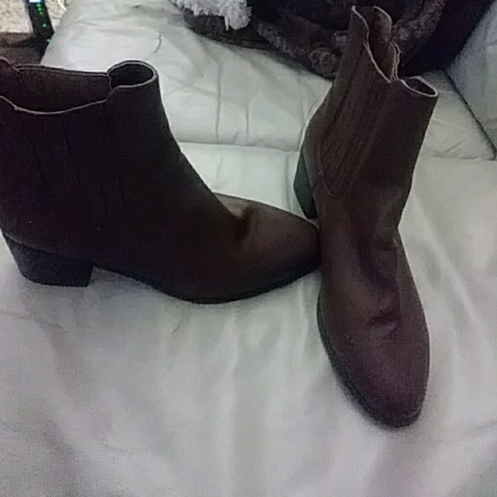 Woman's ankle boots