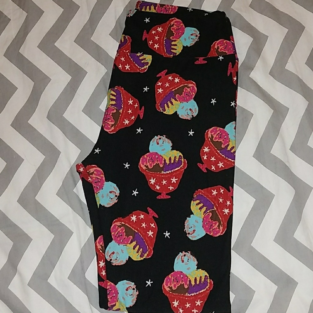 LuLaRoe Ice Cream Leggings