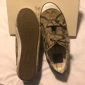 COACH sneakers size 10 tan