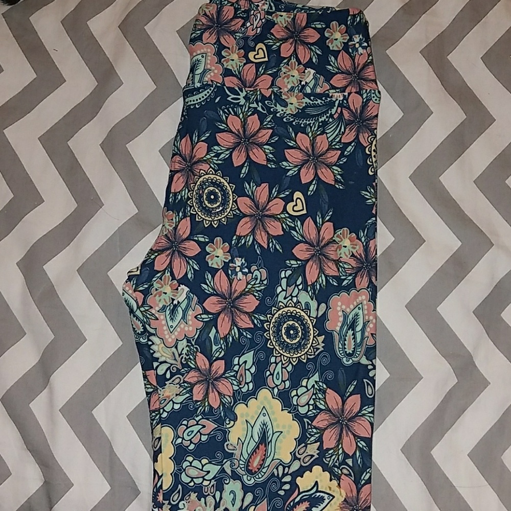 LuLaRoe Floral Leggings