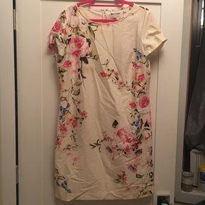 New York & Company Floral Shift Dress