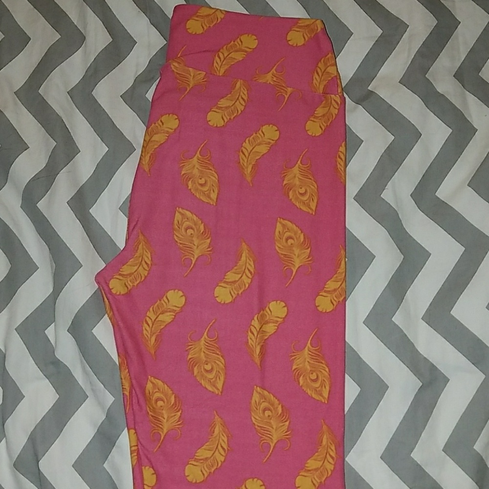 LuLaRoe Feather Leggings