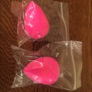 Brand new set of 2 Beautyblenders from Sephora.