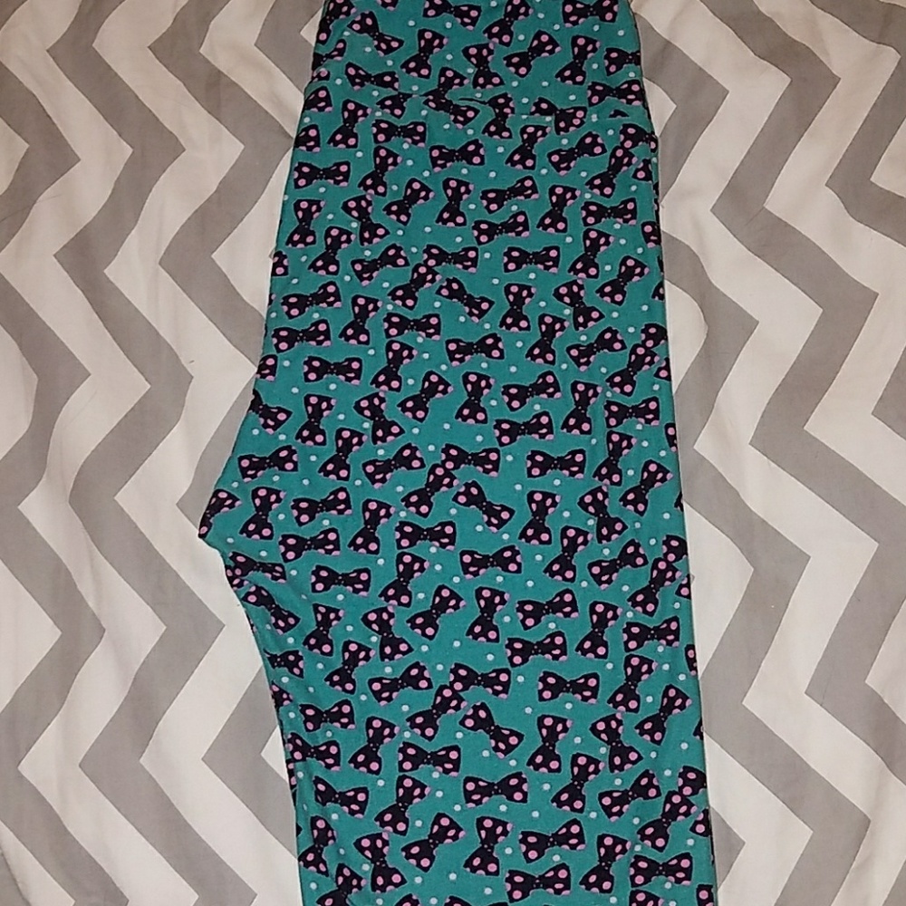 LuLaRoe Bow Leggings