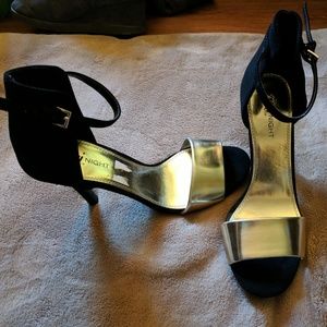Ladies shoes