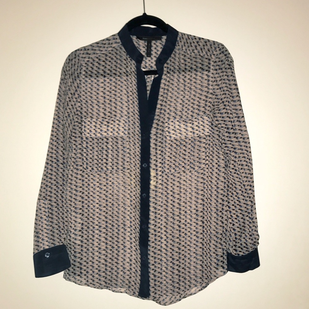 BCBG beautiful mandarin collared shirt xs