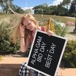 Meet your Posher, Lexie